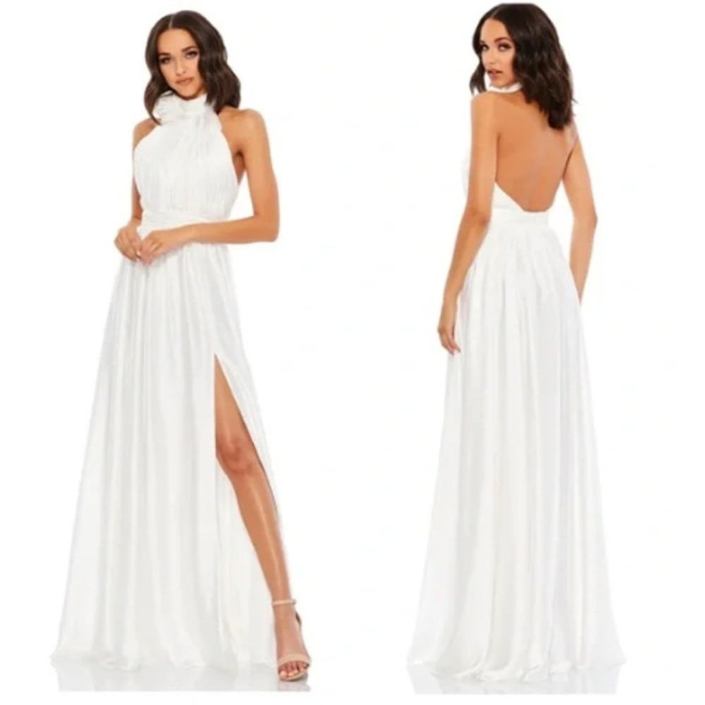 MAC DUGGAL ROSETTE HALTER CHIFFON EVENING GOWN SIZE 2‎